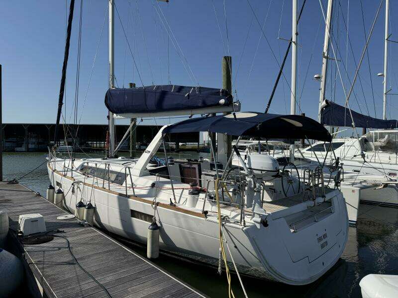 2016 Beneteau Oceanis 45