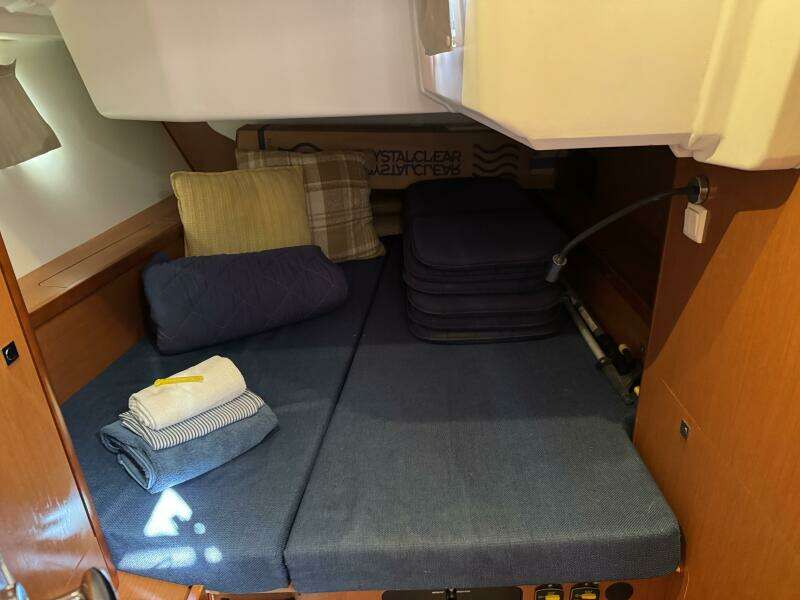 2016 Beneteau Oceanis 45