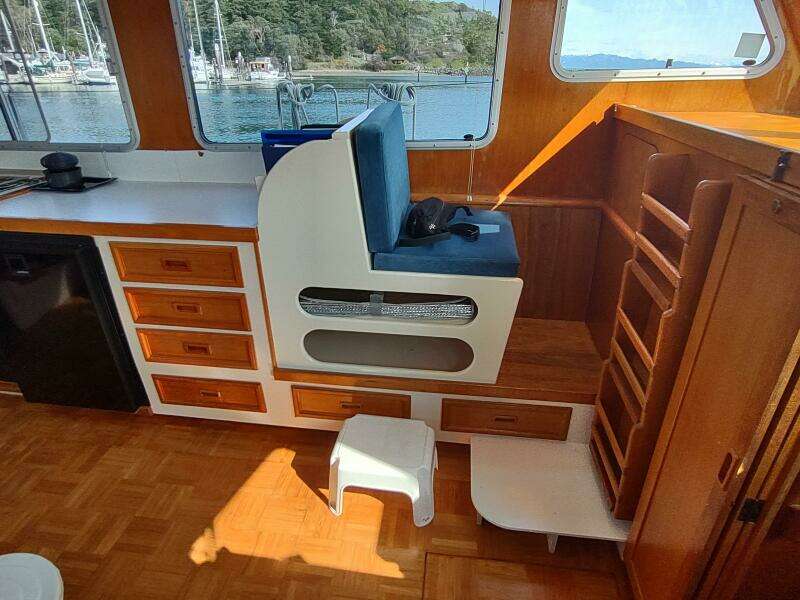 1981 Cheoy Lee 35 Sedan Trawler