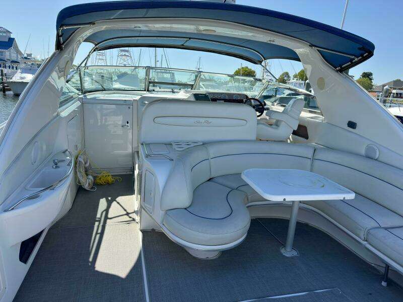 1997 Sea Ray 450 Sundancer