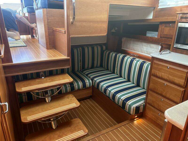 2016 Sabre 38 Salon Express