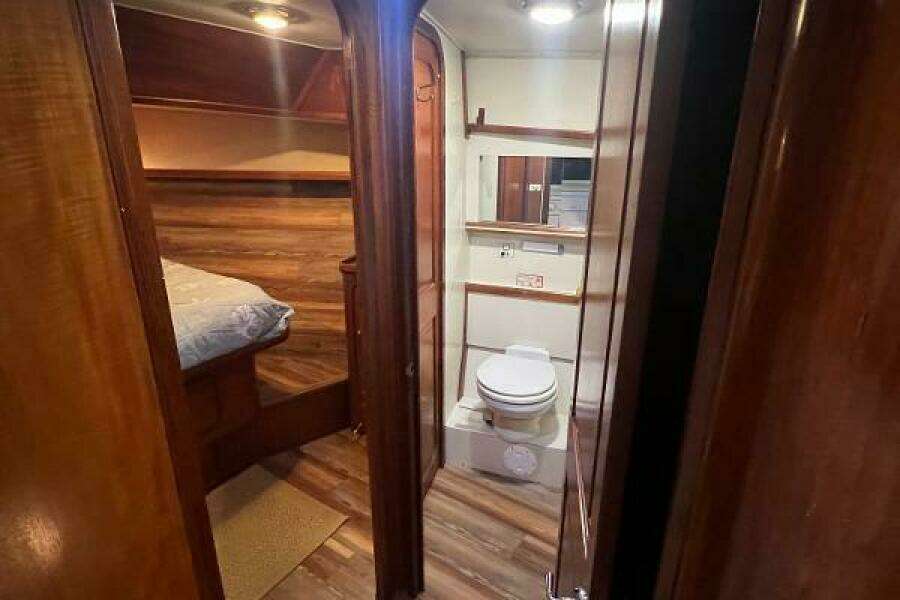 1986 Gulfstar 44 Aft Cabin MY