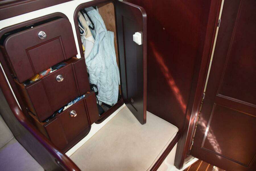 Drawers Hanging Locker  