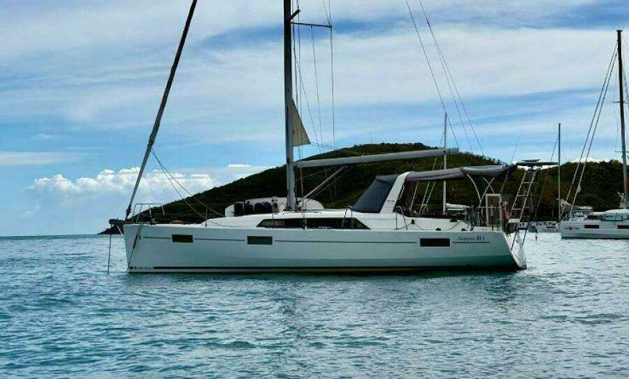 2019 Beneteau 41.1