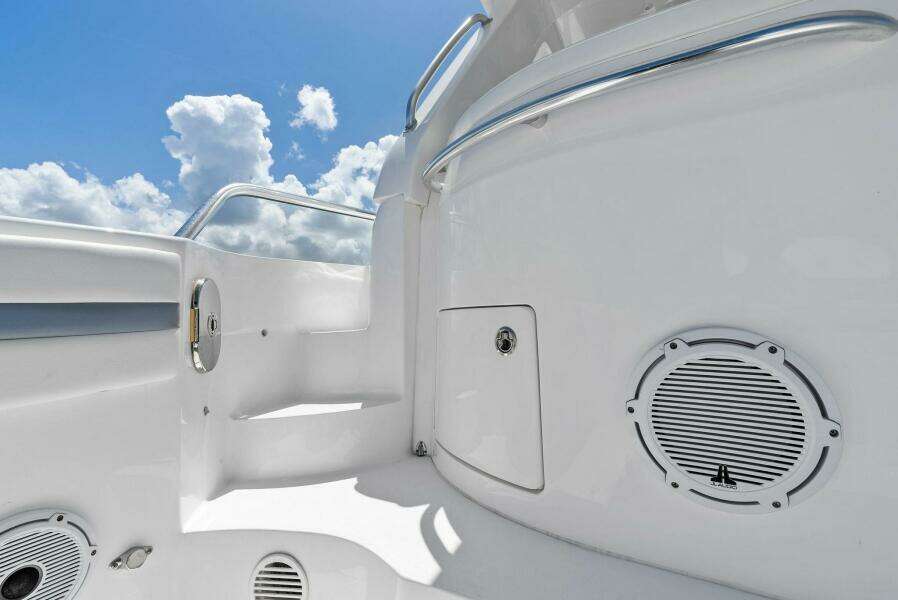 2022 Intrepid 438 Evolution