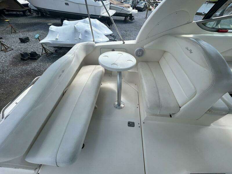 2004 Sea Ray 280 Sundancer