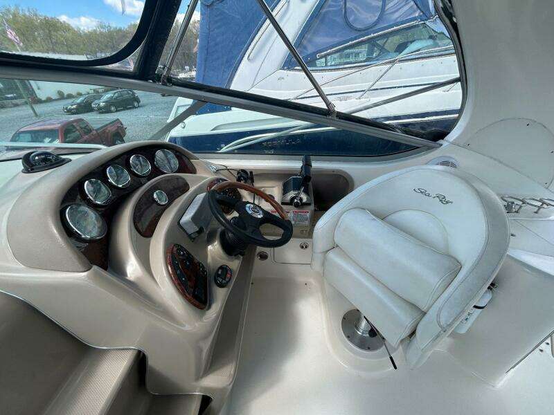 2004 Sea Ray 280 Sundancer