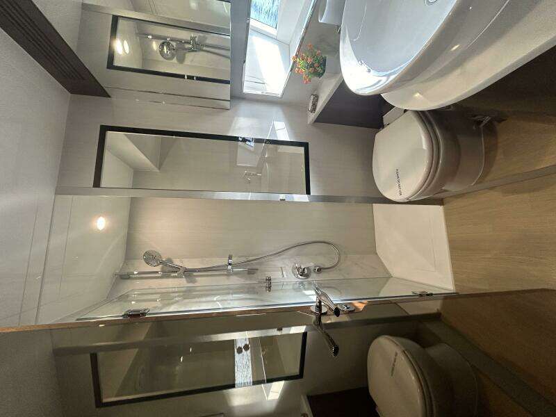 2024 Fairline Squadron 68