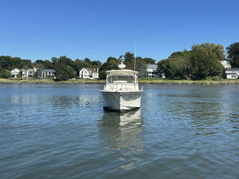 2016 Grady-White 330 Express