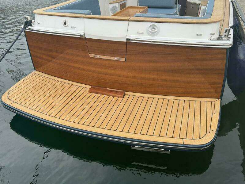 Transom and Swim Platform