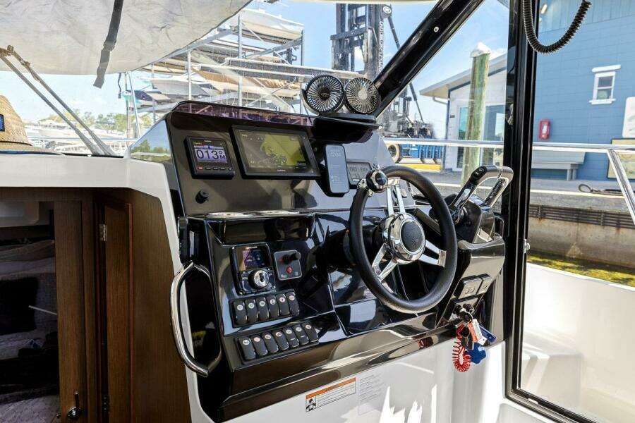 2020 Jeanneau NC 1095 Fly