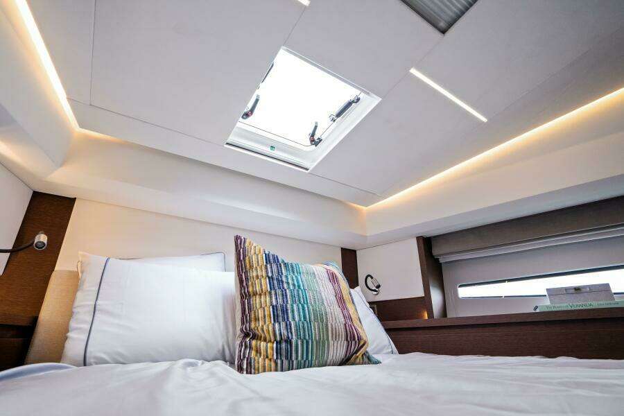 2024 46 Prestige Flybridge -VIP Stateroom
