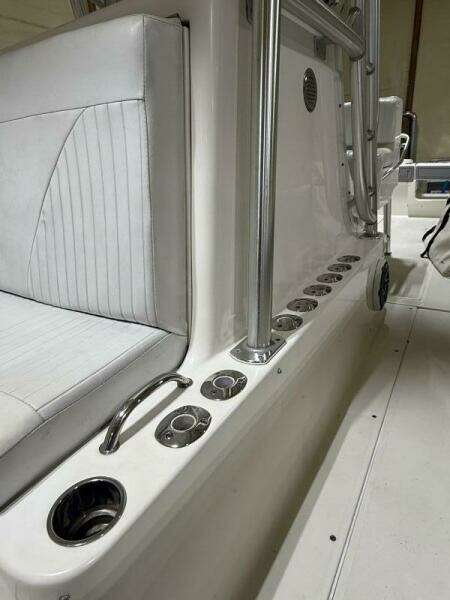 2011 SeaVee 340I Open