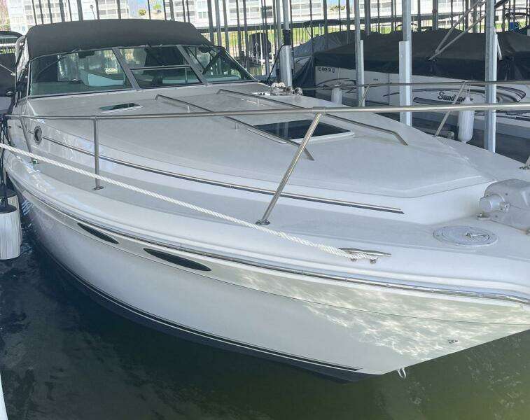 1994 Sea Ray 330 Express Cruiser