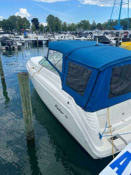 2000 Rinker 