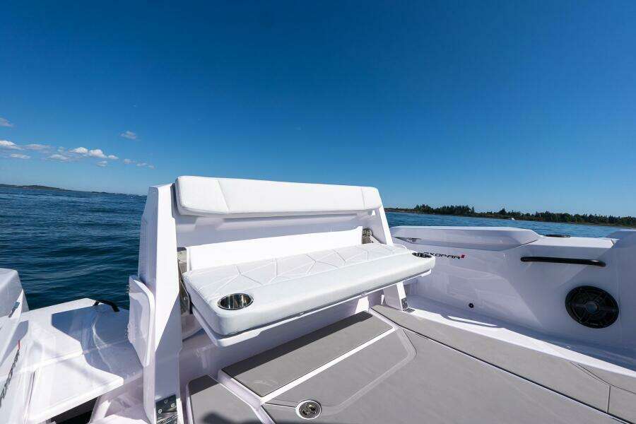 2025 Axopar CCX Center Console