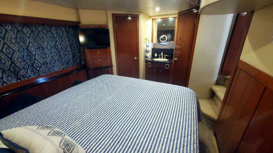 Master Stateroom Port