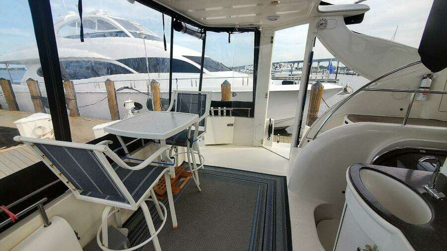 Sundeck Port