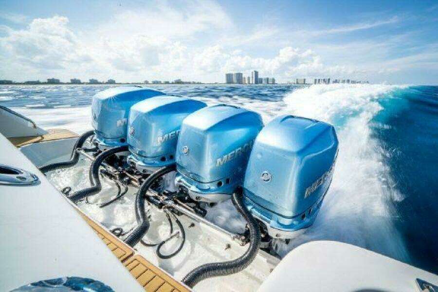 2017 Boston Whaler 42 Outrage