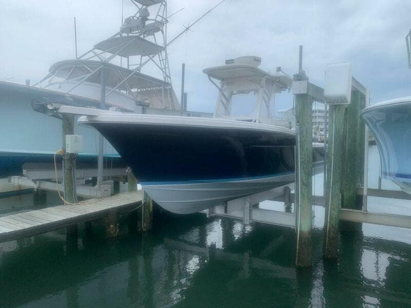 2005 Buddy Davis Center Console