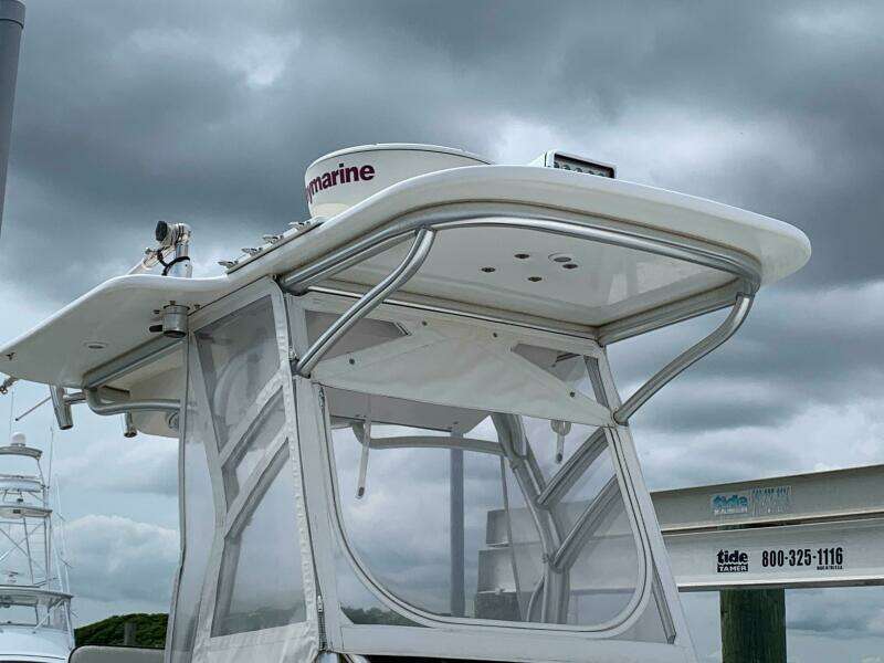 2005 Buddy Davis Center Console