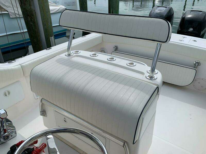 2005 Buddy Davis Center Console