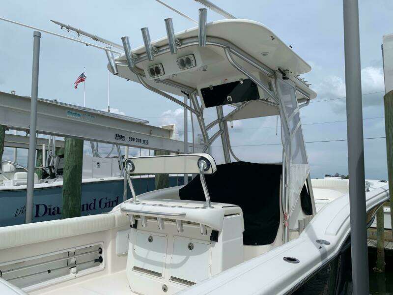 2005 Buddy Davis Center Console