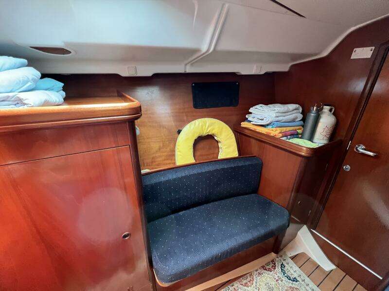 2001 Beneteau 411