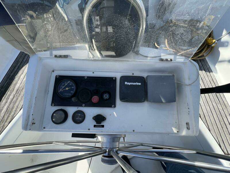 2001 Beneteau 411