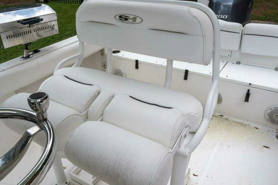 2017 Sea Hunt 225 Ultra