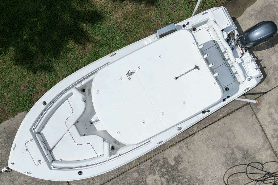 2017 Sea Hunt 225 Ultra