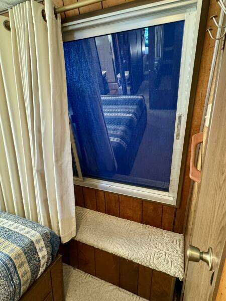 1977 Sumerset 14 x 58 Aluminum Hull Houseboat with Catwalks