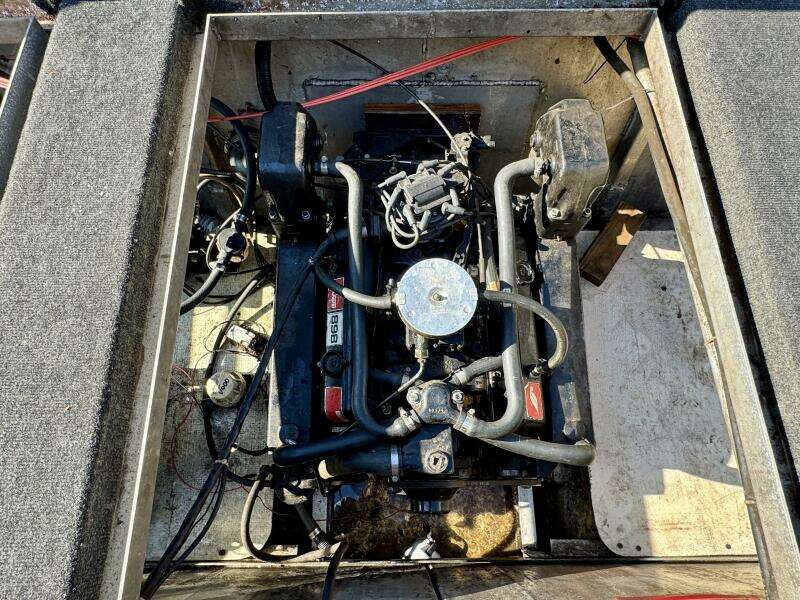 1977 Sumerset 14 x 58 Aluminum Hull Houseboat with Catwalks