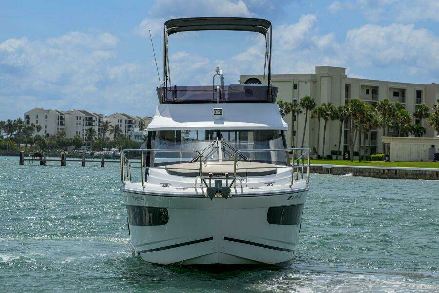 2022 Jeanneau NC Weekender 1095 Fly