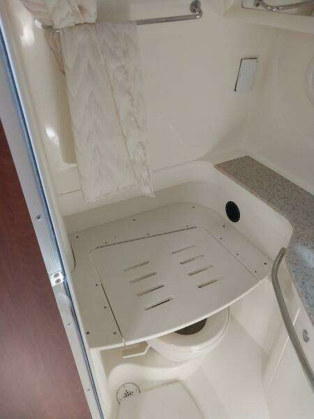 2011 Monterey 340 Sport Yacht