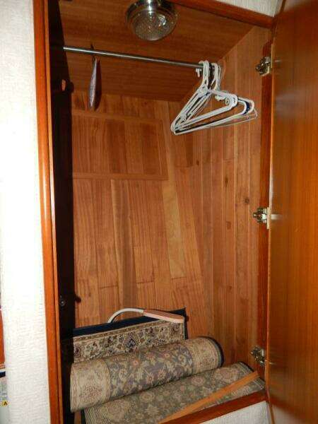 1996 Egg Harbor by Cayman