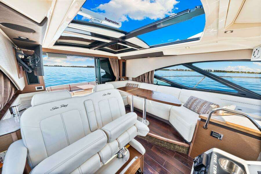 2016 Sea Ray 510 Sundancer