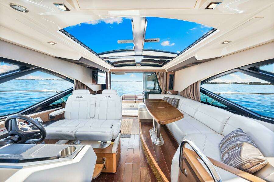 2016 Sea Ray 510 Sundancer