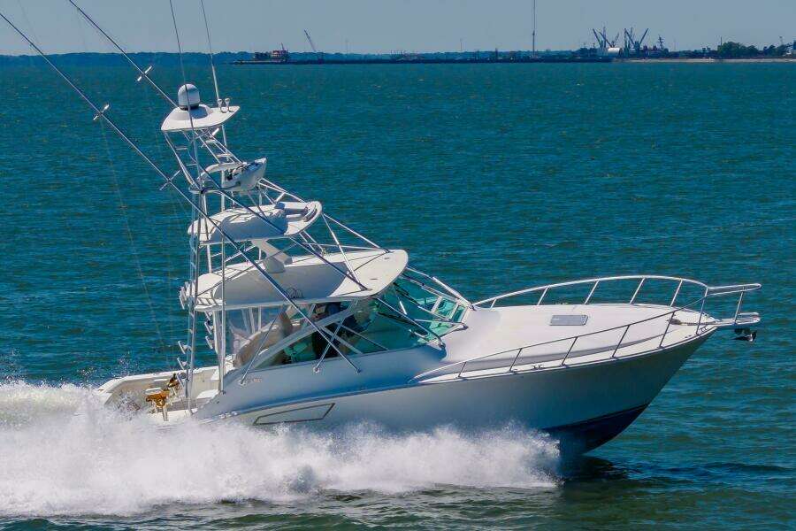 2008 Cabo 40 Express