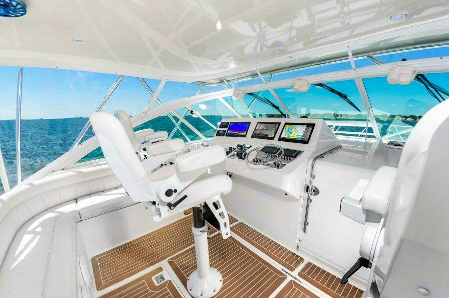 2008 Cabo 40 Express