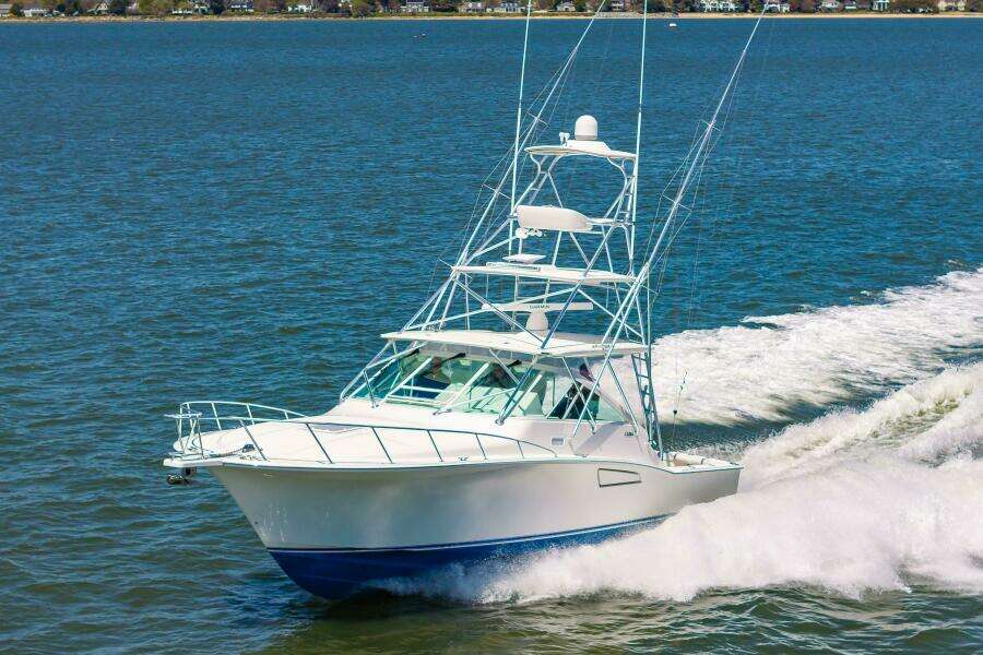 2008 Cabo 40 Express