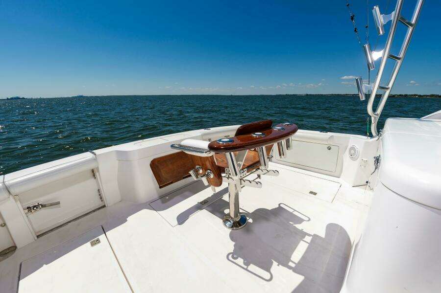 2008 Cabo 40 Express