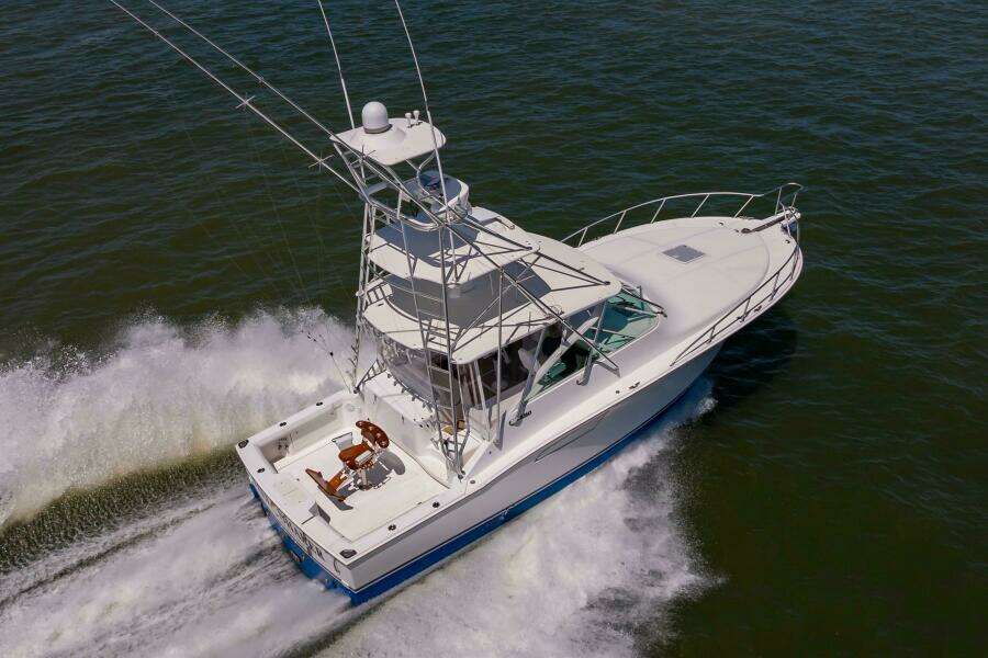 2008 Cabo 40 Express