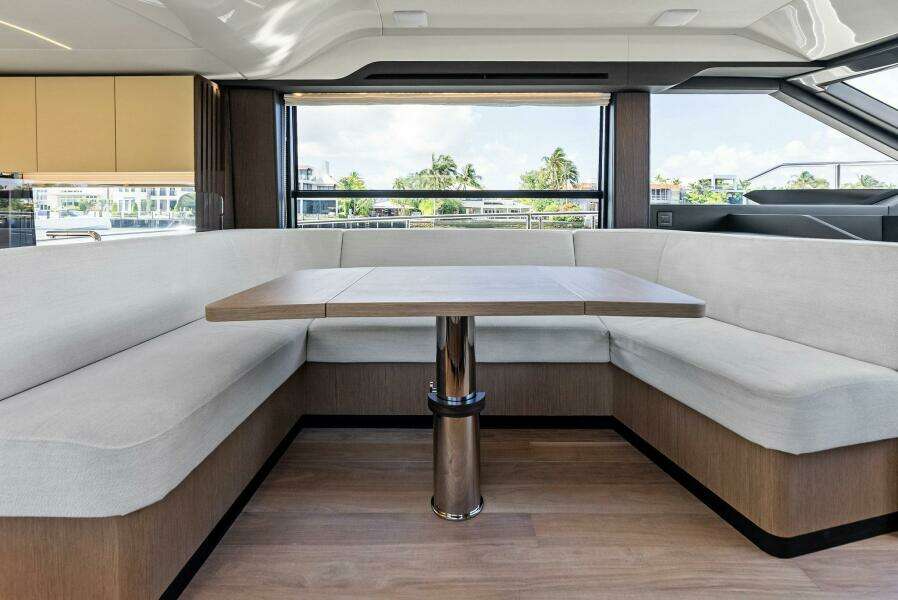 2023 Absolute 52 Fly