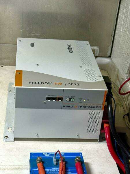 Xantrex Inverter_Charge