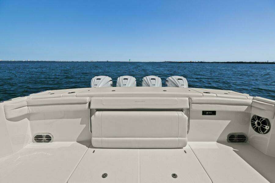 Grady White - Cockpit