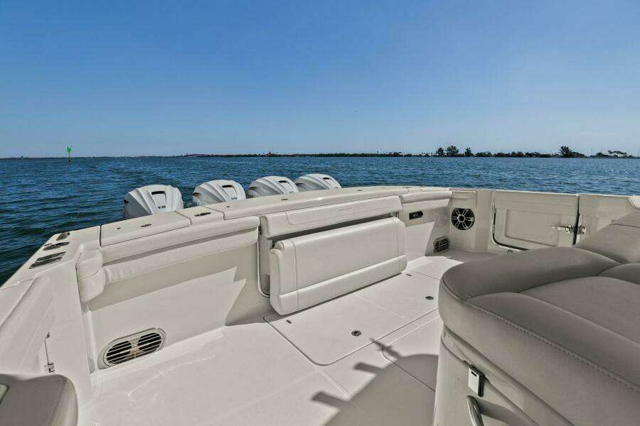 Grady White - Cockpit