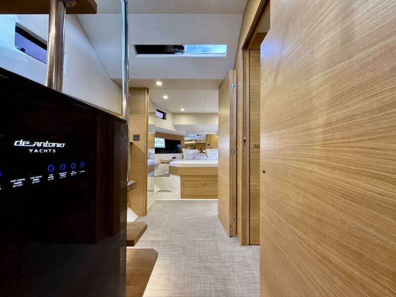 De Antonio - Stateroom