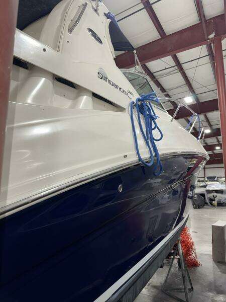 2004 Sea Ray 320 Sun Dancer