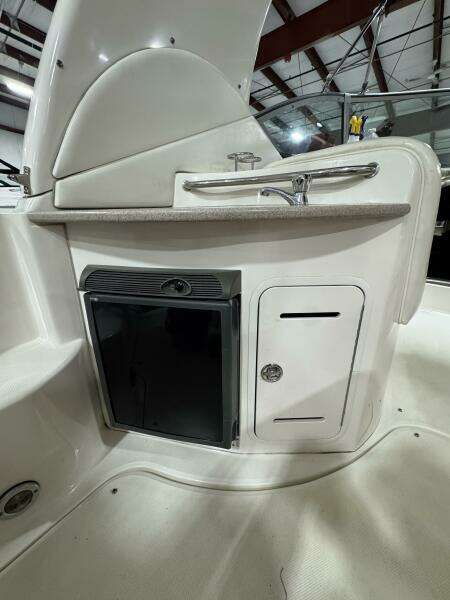 2004 Sea Ray 320 Sun Dancer